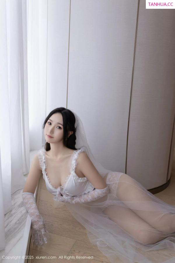   [XiuRen]高清写真图 2025.10.15 No.10871 杏子Yada 轻透白纱第18张图片